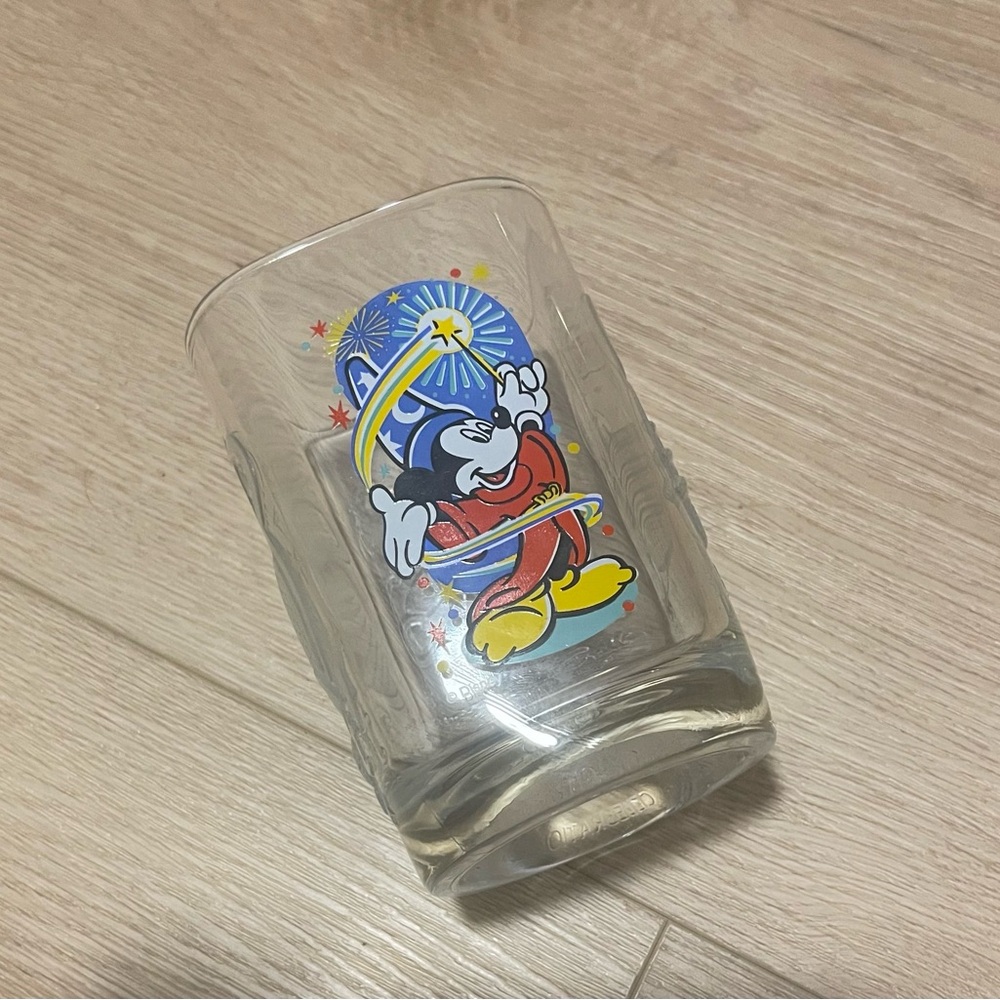 Walt Disney World Mickey Mouse Square Glass 2000 Made for McDonalds